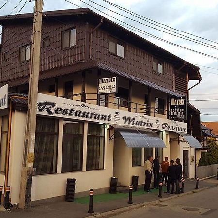Pensiune Matrix Curtea de Argeş Exterior foto