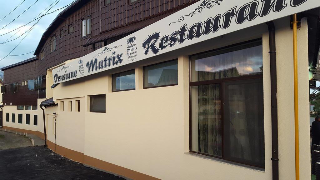 Pensiune Matrix Curtea de Argeş Exterior foto